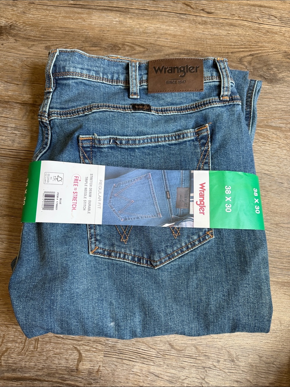 Wrangler Blue Denim Jeans with Leather Patch